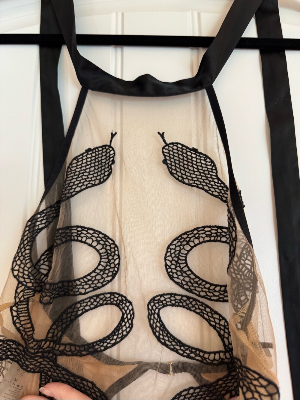 EUC Thistle & Spire Medusa Bodysuit Size M, black/biscotti (light beige)